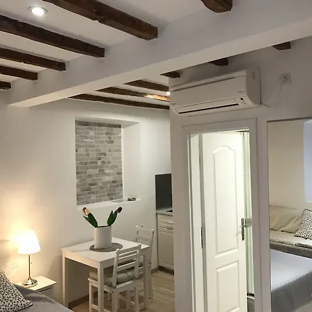 Rilati Old Town Palace 1 بيت ضيافة دوبروفينك