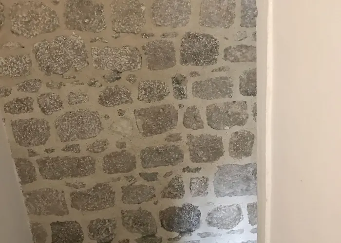 Πανσιόν Rilati Old Town Palace 1 3*