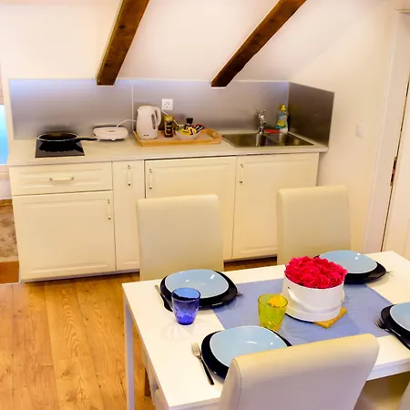 Rilati Old Town Palace 1 Vendégház