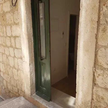 Гостевой дом Rilati Old Town Palace 1